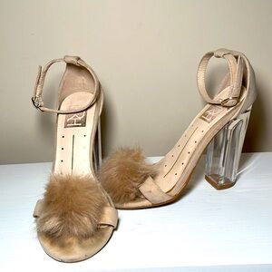 Nude heels size 5.5